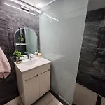 Luxury Kalipso Beachfront Apartment *