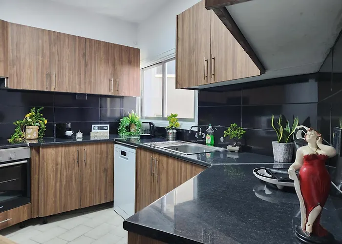 Luxury Kalipso Beachfront アパート *