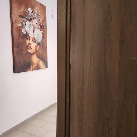 Luxury Kalipso Beachfront Apartament *