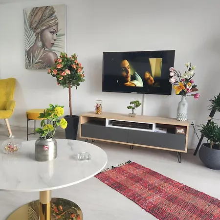 Luxury Kalipso Beachfront Apartament